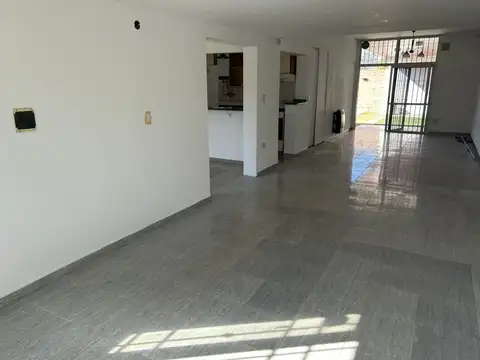 Departamento en Alquiler de 3 dormitorios