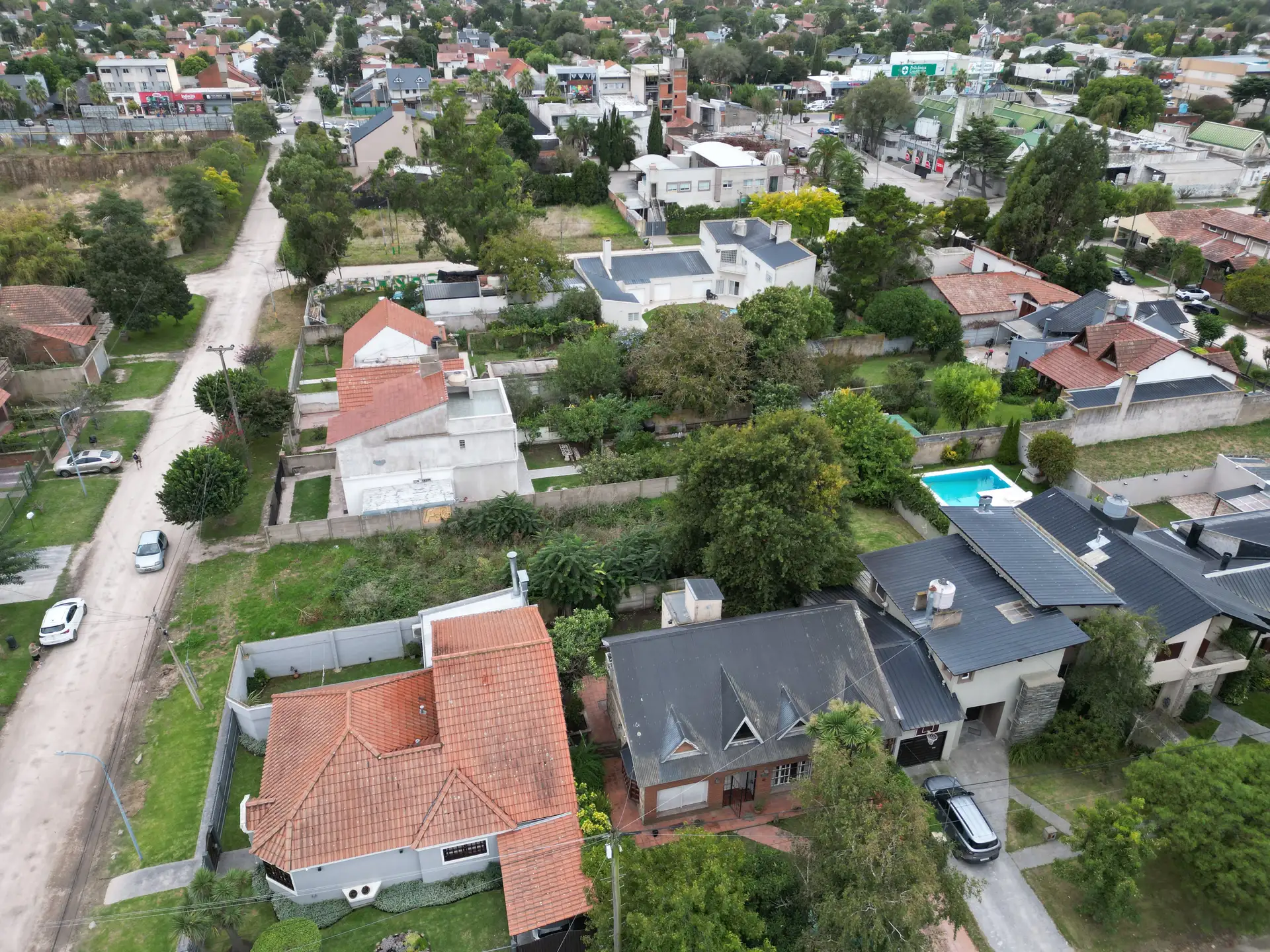 Lote 378 m² en Barrio Los Pinares