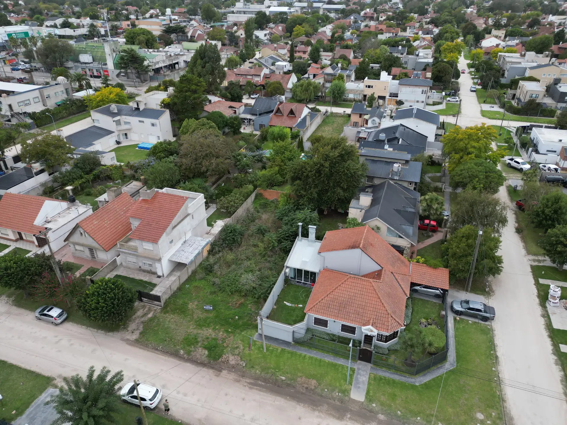 Lote 378 m² en Barrio Los Pinares