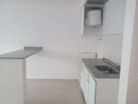 Belgrano 3400, Piso 1