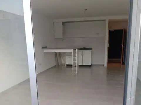 Monoambiente en venta en Centro de San Martín APTO PROFESIONAL