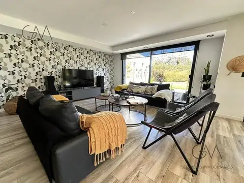 Casa en venta en Barrio Privado Rumenco