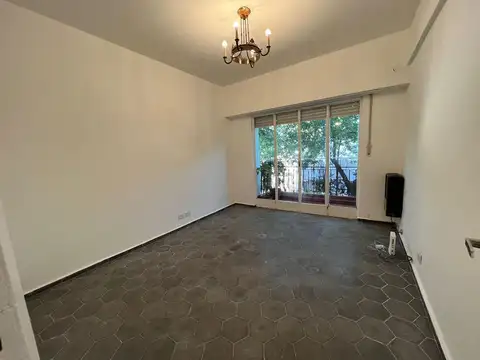 Depto Tipo Casa en Venta al Este