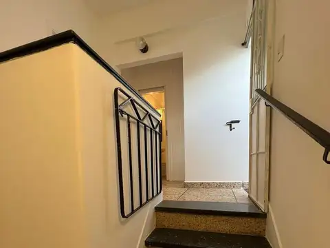 Depto Tipo Casa en Venta en Villa Pueyrredón, USD 175.000