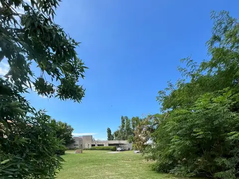 Venta Lote 1.500 M2 barrio Haras Santa Maria Las Lomas Escobar