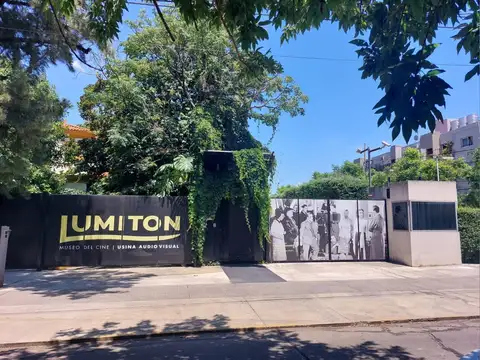 PH con patio A REFACCIONAR en excelente ubicación, a 1 cuadra de Av Mitre - Munro