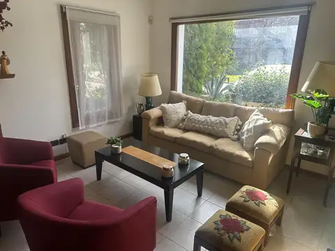 Casa en Alquiler de 3 dormitorios