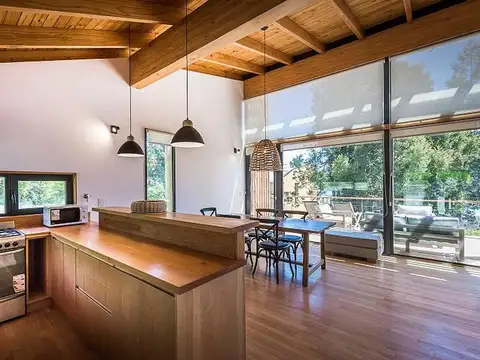 Casa en Venta en Lomas De Correntoso, USD 445.000