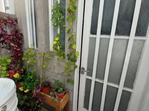 Casa PH en dos plantas con patio