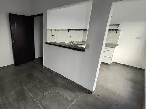 Depto Tipo Casa en Alquiler de 2 ambientes