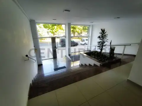 38 entre 20 y 21 1200, Piso 2