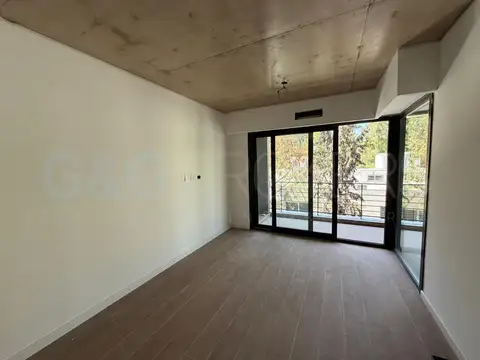 Departamento en Alquiler en Barrio Parque Leloir, USD 1.200