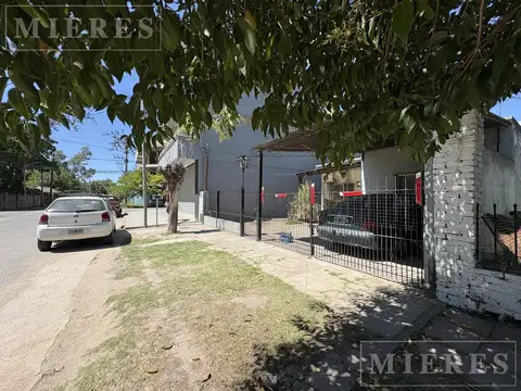 Casa apto comercial en alquiler sobre calle Santiago del Estero, Ingeniero Maschwitz