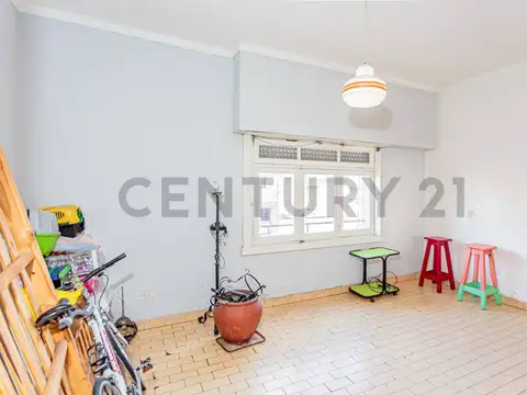 VENTA PH 5 AMBIENTES CON TERRAZA - FLORESTA