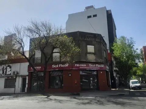 Lote En Esquina Barrio Lourdes - Ideal Desarrolladores - Toma Canje m²