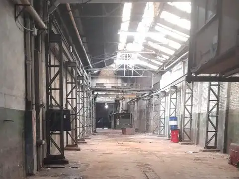 Galpon en Alquiler en Sarandi, $ 4.000.000