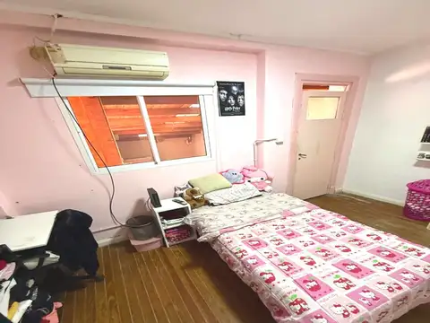 Depto Tipo Casa 5 ambientes con 2 baños