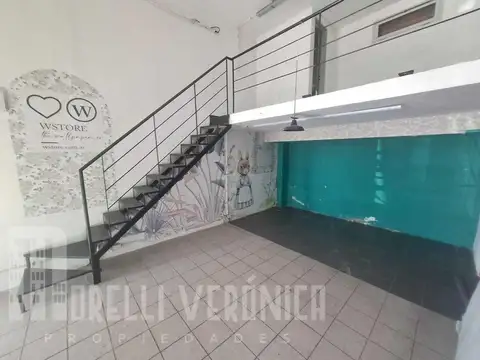 Local en Venta 30 años