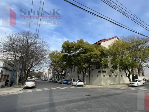 Edificio Comercial en Chacarita
