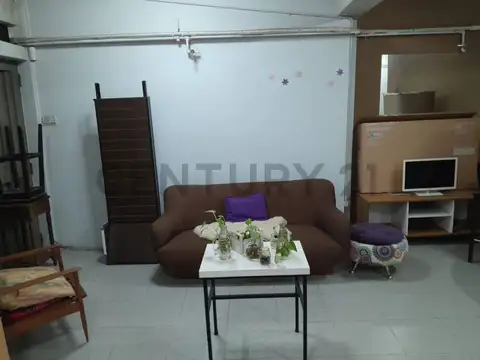 Irigoyen 600, Piso 0