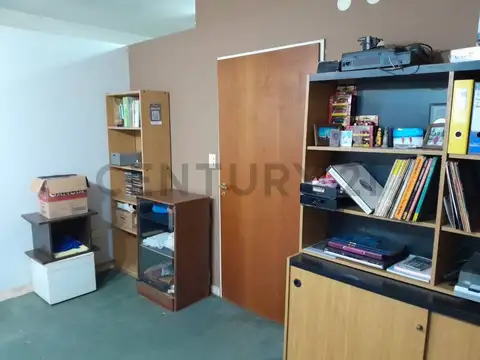 Oficina en Venta con 1 cochera