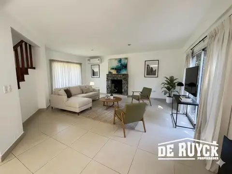 Country Club El Carmen, calle 129a. Mza 274A, Parcela 6