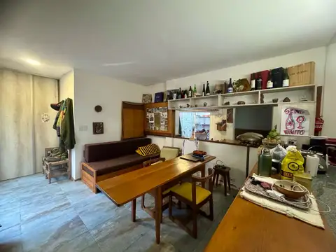 Venta de PH con patio y muy buena distribución en Villa Crespo