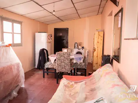 Casa 3 ambientes con 1 baño