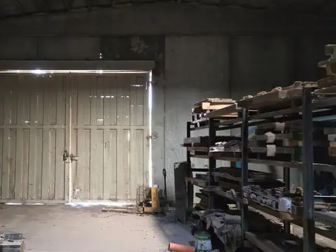 Galpon en Alquiler 65  mts Frente