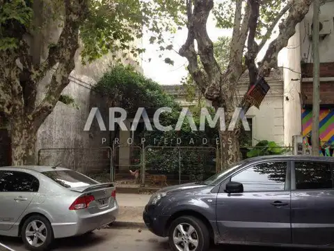 Casa a reciclar en Monte Grande