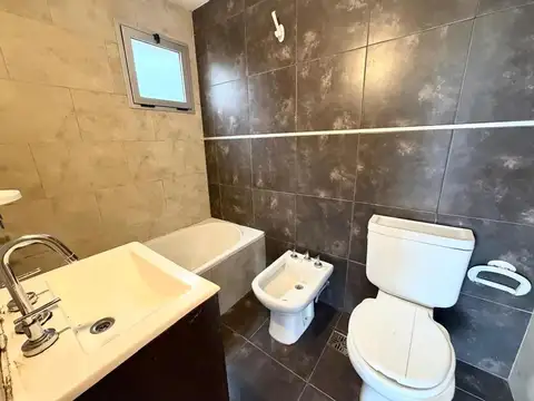 Departamento en Alquiler con 1 cocheras