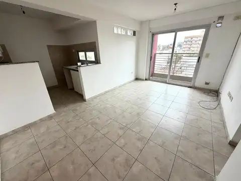 Belgrano 1000, Piso 4