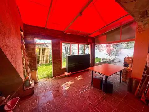 Casa 3 ambientes con 1 baño
