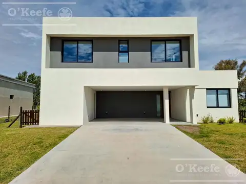 Casa en Venta 5 ambientes en Puerto Nizuc, Guillermo  Hudson , Berazategui