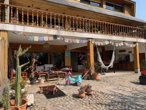 Casa 5 ambientes con 3 baños