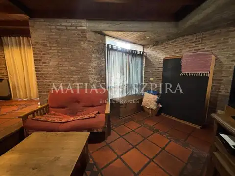 Casa en Venta en Villa Gobernador Udaondo, USD 240.000