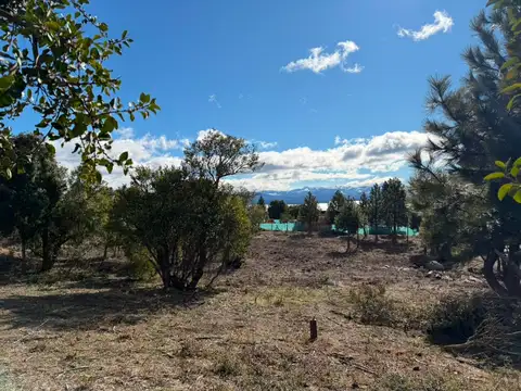 Solares del Este lote 100