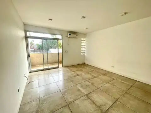 Intendente Eduardo Bossi 300