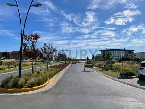 Los Castaños Nordelta , Piso 0