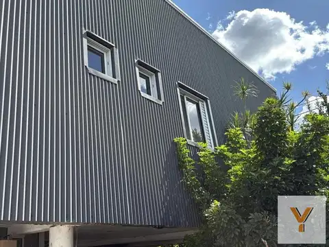Casa en venta - 2 Dormitorios 2 Baños - Berisso