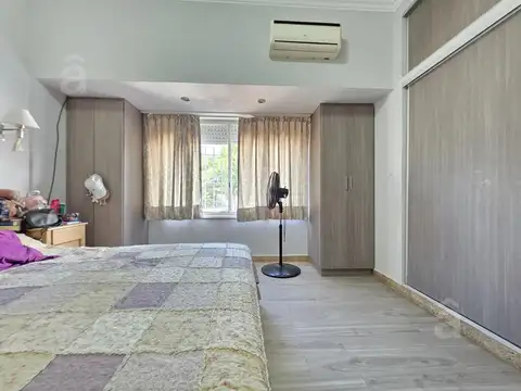 Tucumán al 2900 entre Diego Pombo y La Crujía