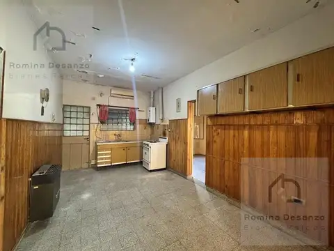 Casa 4 ambientes con 1 baño