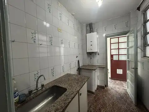 Casa 5 ambientes con 1 baño