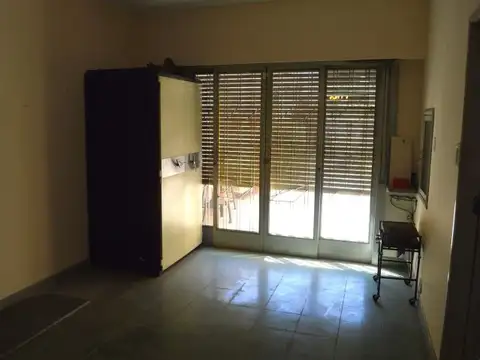 9 de julio 3846 , Piso 0