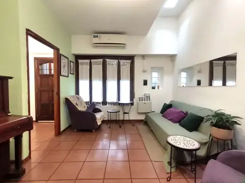 CASA en Venta 3 Ambientes Patio Terraza Villa Sarmiento