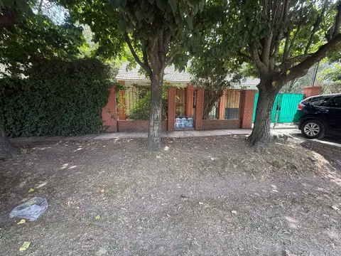 VENTA CASA QUINTA 6 AMBIENTES EN GRAL RODRIGUEZ