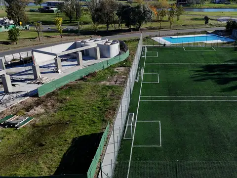 Terreno en Venta, FOT 0,6