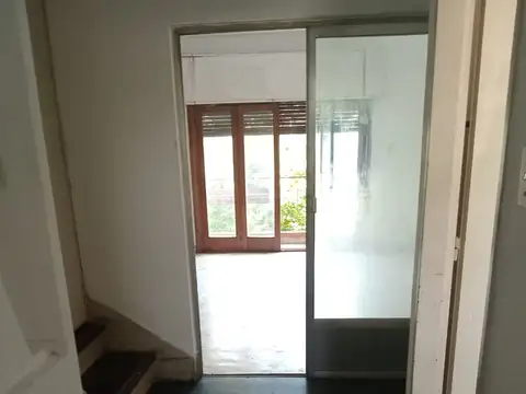 Depto Tipo Casa en Alquiler 65 años