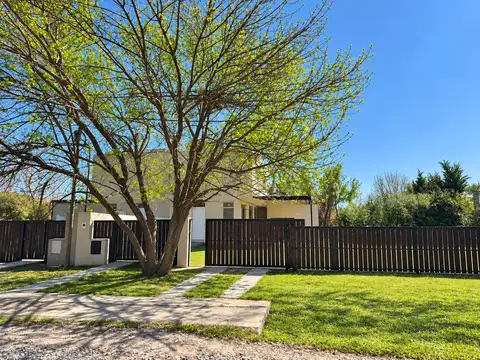 Casa en Venta al Este