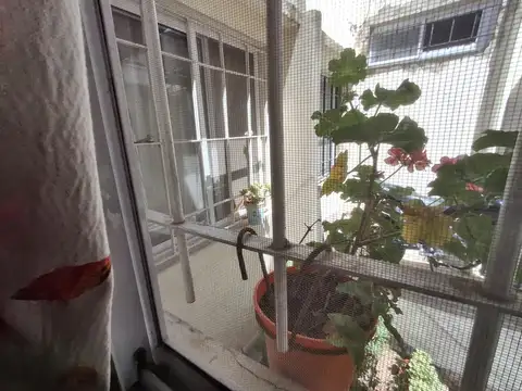 Depto Tipo Casa en Venta 50 años